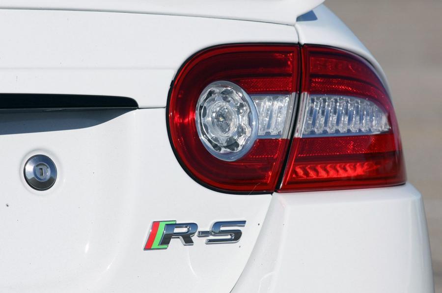  Jaguar XKR-S 2012 года  (фото 30 из 82)